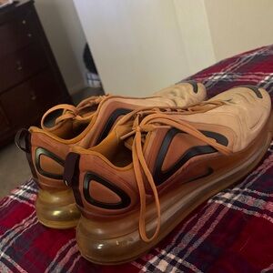 Nike Air Max 720 Sneakers - Tan and Black